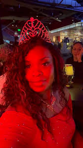 “Be thankful for the present moment.” Enjoyed my pre-birthday dinner with  friends! Feb. 25th ❤️, @iamstaciefox , God is good 🙌🏽, #grateful  #prebirthdaydinner #selflove