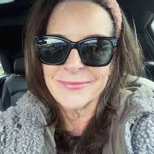 🌸 What does reproductive justice look like in birthing care?, 🌸 It looks  like client-centered counseling and decision making, where your values,  lived experience, culture, and goals are centered., 🌸 ...