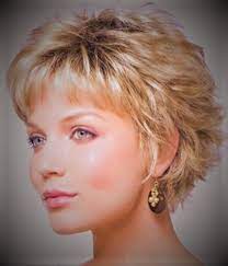 Cute Short Sassy Haircut Shorthairstyles Hairstyles Shorthair Shorthaircut Shorthairstylesforwomen Hairstylesforwomen Hairc Frisuren Kurz Frisuren Haare