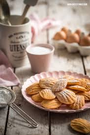 Etsy Shop For Handmade Vintage Custom And Unique Gifts For Everyone Madeleines Rezept Lebensmittel Essen Foto Essen