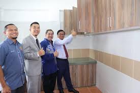 Contohnya saja erick thohir, nadiem. Timbalan Menteri Kerja Raya Yb Hj Mohd Anuar Tahir Home Facebook