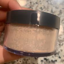 Look through examples of loose translation in sentences, listen to pronunciation and learn grammar. Makeup Malay Smart Shade Loose Finishing Powder Poshmark