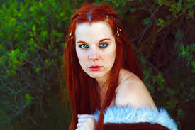 Black haired, blue eyed girl. Wallpaper Redhead Cosplay Long Hair Nature Grass Green Black Hair Fire Freckles Medieval Celtic Rouge Sol Ygritte Vert Girl Beauty Smile Eye Woman Look Naturaleza Mujer Female Chica Rojo Blueeyes Rosso