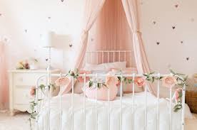 Discount items, cheap furniture or home decor. 21 Great Ideas For A Canopy Bed In A Girl S Room