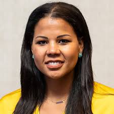 Tia Perry's Instagram, Twitter & Facebook