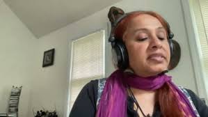 Ronald Arnett and Jolanta Saldukaitytė answering the questions