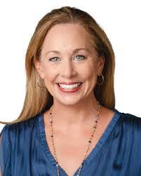 Eleanor Whitaker's Instagram, Twitter & Facebook