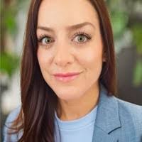 Ginger Hill's Instagram, Twitter & Facebook