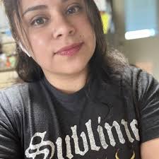 What goes good with Chili? You can't say crackers...