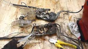 Toyota corolla power door locks are not working inspection at your home or office. How To Fix Broken Central Door Lock Toyota Corolla Years 1991 To 2002 Youtube