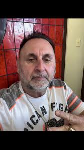 Morris Small (@user7740148195613)