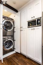 It comes with soft closing hardware, dovetail drawer boxes, birch wood species, natural wood veneer finished interior, and other advanced features. Malibu White Shaker Cabinets Top Quality Kitchen Cabinets