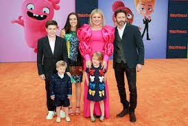 Remington alexander blackstock, kelly clarkson, river rose blackstock and brandon blackstock arrive at the world premiere of stx films' 'uglydolls' held at. Who Are Kelly Clarkson S Kids Meet River And Remington