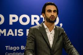 — tiago barbosa ribeiro (@tbribeiro) 27 de abril de 2018. Wwwb2uyp1rfxzm