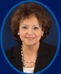 Janet Hill's Instagram, Twitter & Facebook