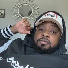 I'm still watching the replay and Amoira over here cutting up 🤣🤣😂🤣🤣🤣  I can't stop laughing