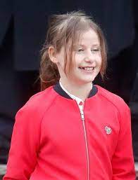 Jun 24, 2021 · um eine dauerhafte fernbeziehung zu vermeiden plant die prinzessin, gemeinsam mit ihren töchtern emma tallulah, 12, leah isadora, 16, und maud angelica, 18, auszuwandern. Emma Tallulah Behn 25 Decembre 2017 Messe De Noel Holmenkollen Kapell Holmenkollen Norvege Kungligheter Norge Kungliga Brollop