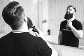 Färben der barthaare gestaltet sich einfach! Bart Trimmen So Geht S Sicher Gut Aus Bartpflege Blackbeards