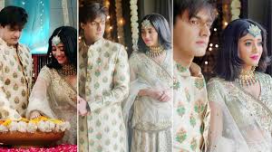 We would like to show you a description here but the site won't allow us. Yeh Rishta Kya Kehlata Hai Kartik Sirat Look Stunning As They Twin In Traditional Outfits On Their Engagement Day