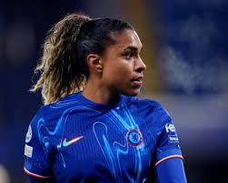 Catarina Macario Joins San Diego Wave in Record-Breaking Deal