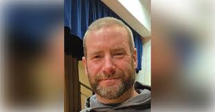 Ellie Dunlap's Instagram, Twitter & Facebook