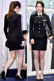 Kim ah young, better known by her stage name yu ra, is a first name: í¬í†  ìœ ë¼ ë†€ë¼ìš´ ì œë³µí• ì•„ì‹œì•„ê²½ì œ