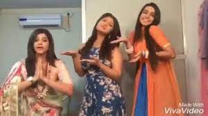 Some colors of love are like this too) is an indian romantic drama television series which aired on sony tv from 29 february 2016 to 2 november 2017. Erica Fernandes Aashika Bhatia Dance Video Kuch Rang Pyaar Ke Aise Bhi Offscreen Masti Hd Youtube