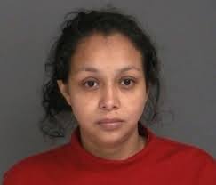 Conductor hispano muere y un policía queda herido en accidente en Bay Shore 