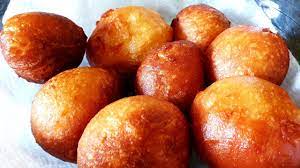 This perfect sponge cake is made in the most classic way! How To Make Fat Cakes How To Make Amagwinya Aka Vetkoeks South African Recipe Puff Puffs Youtube
