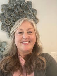 Munson Healthcare is honored to announce a $15,000 donation to the United  Way of Northwest Michigan! United Way has been a steadfast partner, uniting  donors, volunteers, and organizational partners to tackle the