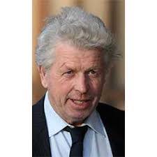 Karen Holleran's Instagram, Twitter & Facebook