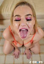 Blake Blossom coverd in cum💦 : r/BlakeBlossom