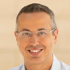 Transforming customer service: the impact of AI