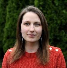 Diane Windham's Instagram, Twitter & Facebook