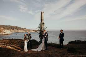 Sweethearts On The Sonoma Coast Natural Minimalistic Wedding With Tons Of Greenery Coast Wedding Sonoma Coast Coastal Wedding