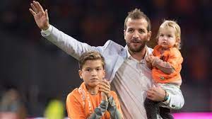 24 916 просмотров 24 тыс. Sohn Von Rafael Van Der Vaart Damian Vermisst Beruhmten Vater Oft