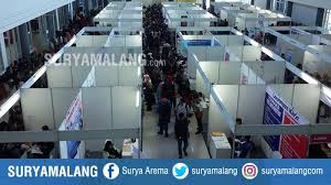 Menyediakan lowongan tukang bangunan di jakarta dan sekitarnya. Ada 2 000 Lowongan Kerja Datang Saja Ke Gedung Dekat Monumen Slg Kediri Surya Malang