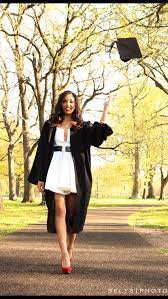 Toss The Cap I M Done Graduation Picture Looks Best Done Outside Graduation Picture Poses Graduation Girl Graduation Pictures