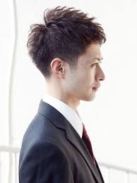 丸顔 ショートヘア メンズ特集 メンズファッションメディア otokomae メンズ ヘアスタイル ベリーショート 黒髪 髪型 メンズ
