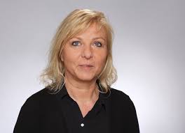 Empfehlung von Claudia Benning, Geschäftsstelle Theater Stars, Musik,  Komödie, Lesung: Das Abo 3 im Nienburger Theater auf dem Hornwerk Mit Elke  Heidenreichs „Alte Liebe“ gastiert das Traumpaar Walter Sittler und Mariele  Millowitsch