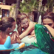 Pin By Barbara Palvin On Instagram Barbara Palvin Pool Party Shot Barbara