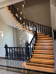 kavisli korkuluklu ahsap merdiven merdivenler house antalya