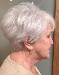 Dishwasher layered bob gives you a younger and beautiful look. Pin On Grey Hair