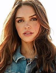 Alexa Walter's Instagram, Twitter & Facebook