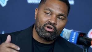 Patriots coach Mayo says 'everything under consideration'