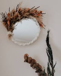 Bohemian macrame wall hanging diy pinterest crafts. Pin By Bianca Maria On Macrame Macrame Mirror Macrame Mirror Diy Fall Macrame