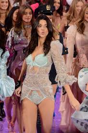 2100 x 3150 jpeg 726kb. Kendall Jenner Struts Sexy Stuff At Victoria S Secret Fashion Show The Hollywood Gossip