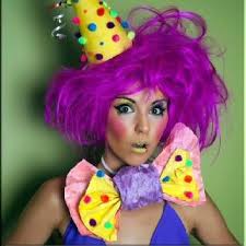 Leuk Kapsel Clown Schminken Frau Clown Schminke Karneval Schminken