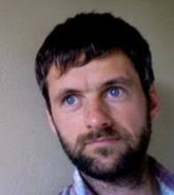 Costello, Brendan — Español