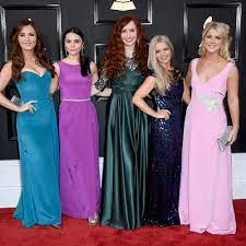 Meet celtic woman lisa lambe! Musik Von Celtic Woman Alben Lieder Songtexte Auf Deezer Horen